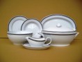 /album/galeria-de-fotos-porcelana/servico-jantar-africa-preto-e-platina-jpg1/